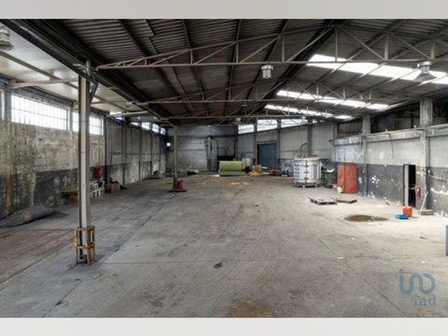 Oliveira-De-Azemeis Commercial for rent