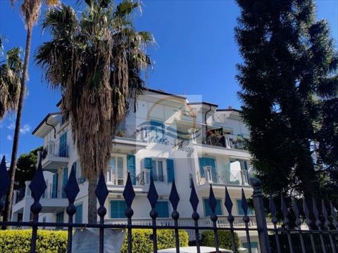 Италия Продажа в Liguria, Bordighera